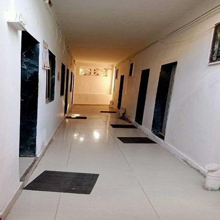 Hotel O Sai Palace مومباي المظهر الخارجي الصورة